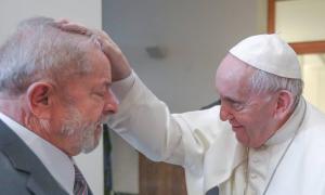 Lula se encontrou com papa Francisco para discutir combate a desigualdade e pobreza