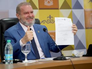 Governador Mauro Carlesse ressaltou que nomeao de 46 aprovados no concurso da Polcia Civil de 2014 s foi possvel graas ao equilbrio das contas pblicas