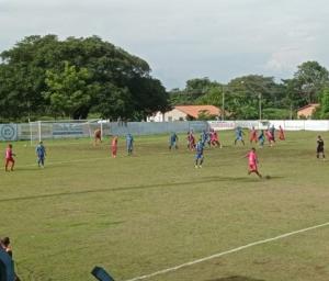 Com gol nos acrscimos, Araguacema vence o Tocantins e entra no G-4