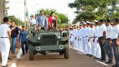 Governador Wanderlei Barbosa e a prefeita de Palmas Cinthia Ribeiro prestigiaram o Desfile Cívico Militar -